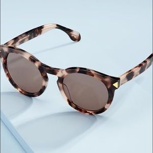 Stella & Dot Influencer Sunglasses